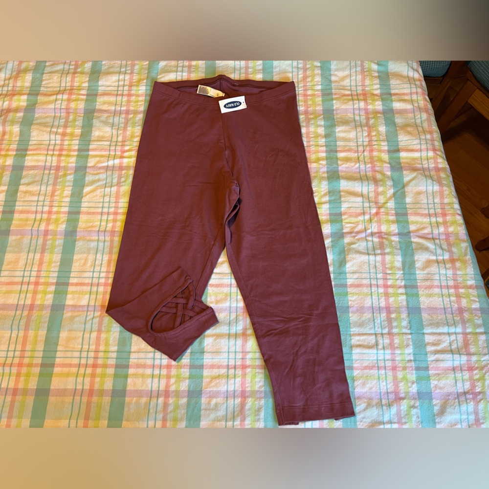 NWT capri legging